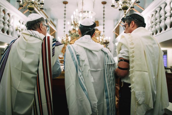 Bar mitzva synagogue italian jerusalem 2461eb51a3 682x455