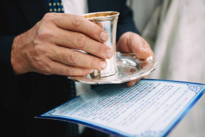 Brit bney brak synagogue corona 5556bf4616 682x455