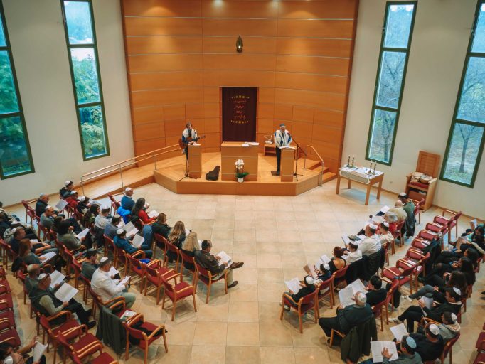 Darchei noam 16723090c6 682x512