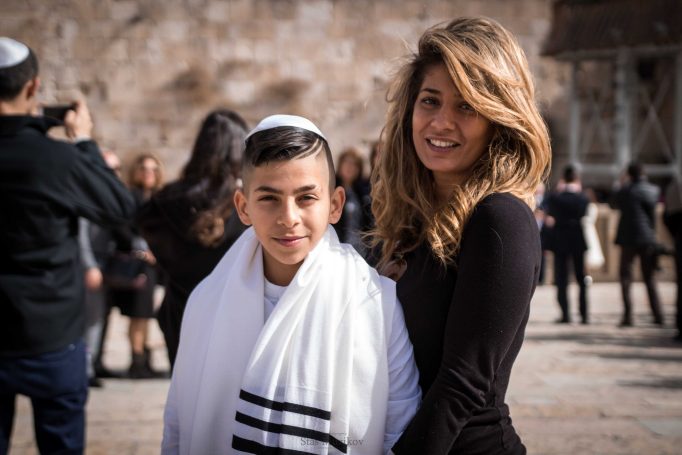 Bar mizvah naorai western wall 1e9bd2c0df 682x455