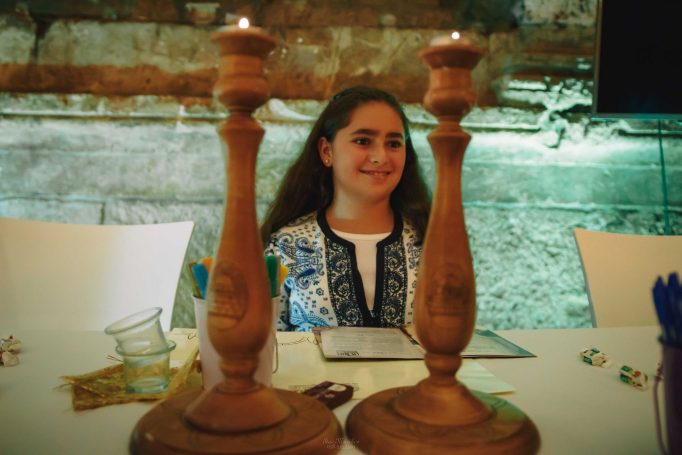 Bat mizvah in western wall a711791bae 682x455