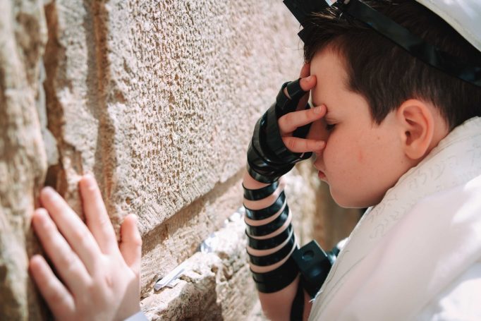 Exciting bar mitzvah western wall 18a6506e91 682x455