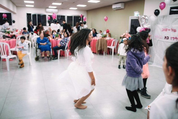 Bat mitzvah in moshav tzafria 1a227d9852 682x455