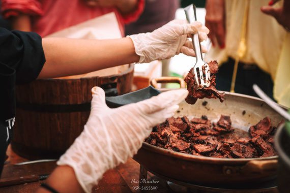 בקר מבושל ומטוגן | קייטרינג לברית בבית