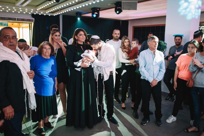 Photographing a brit mila in keyara 18c53bfbbb 682x455