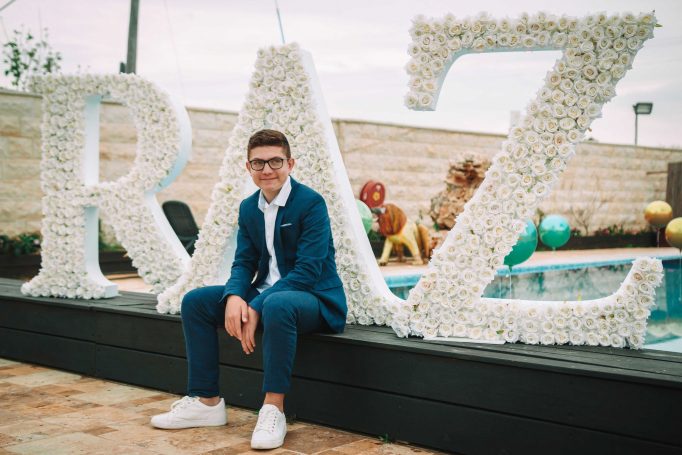 A crazy bar mitzvah photography in mishmar hashiva b2b6d89368 682x455