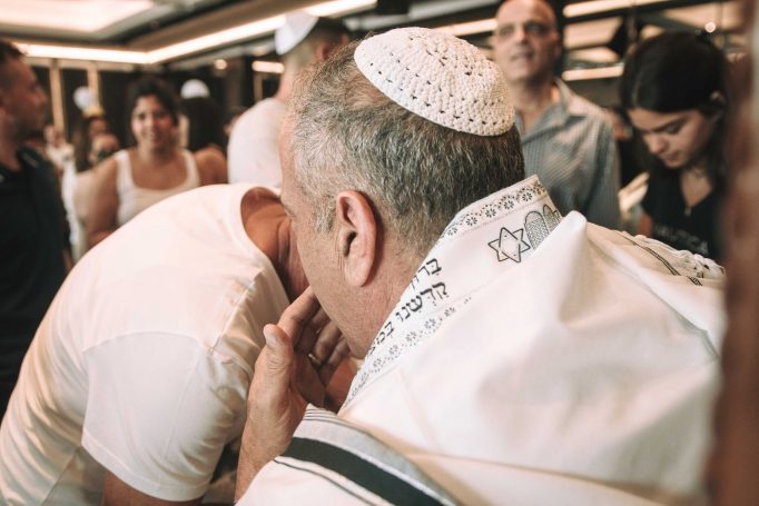 A story of brit milah photography in oriana or yehuda 90affd64ce 682x455