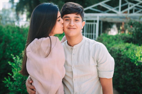 הנער העולה לתורה ואחותו | צילום בר מצווה בכפר סבא