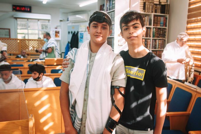 Bar mitzvah in kfar saba sister story 71b137f568 682x455