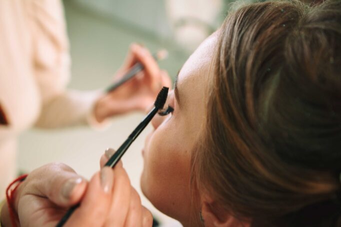 Choosing a wedding photographer the experience of couples 33c373124f 682x455