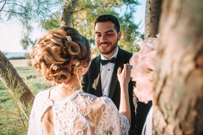 Choosing a wedding photographer the experience of couples 8675ee01ec 682x455