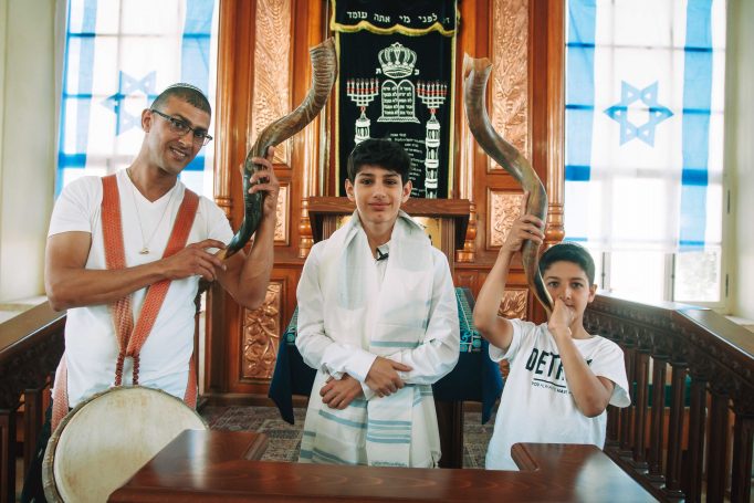 Exciting bar mitzvah with a personal story 65876dc434 682x455