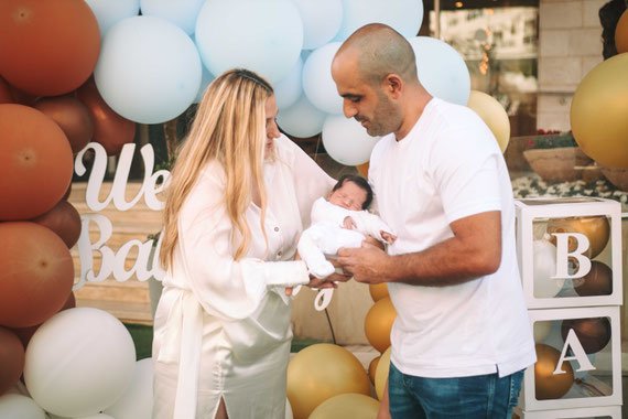 אמא אבא והרך הנולד | צילום לברית  בבל מר אשדוד