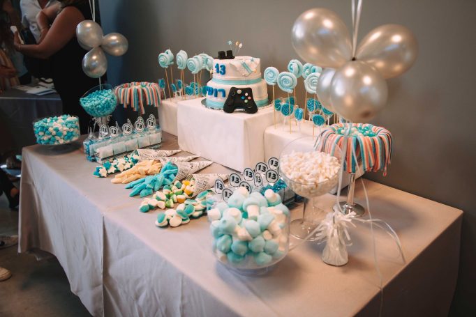 Mothers story bar mitzvah photo leonardo hotel ashdod 3579ce535b 682x455