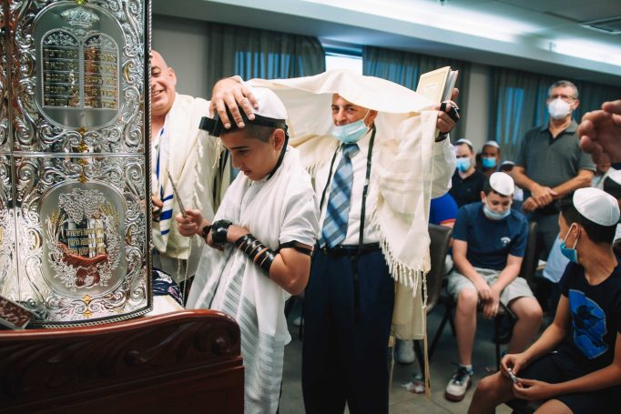 Mothers story bar mitzvah photo leonardo hotel ashdod 8a12e1cb4c 682x455