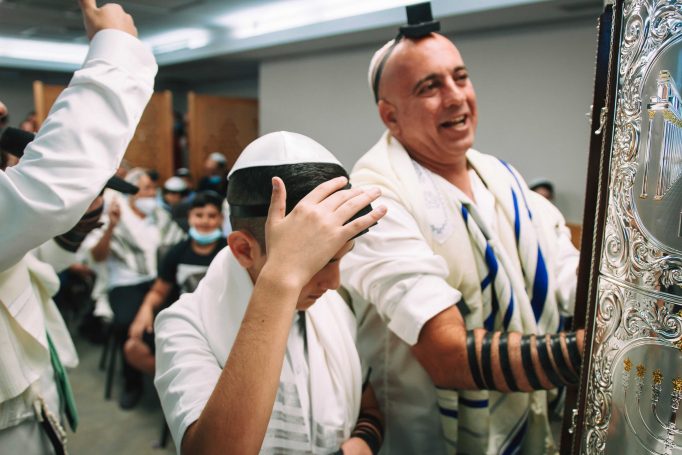 Mothers story bar mitzvah photo leonardo hotel ashdod f3c2f32404 682x455