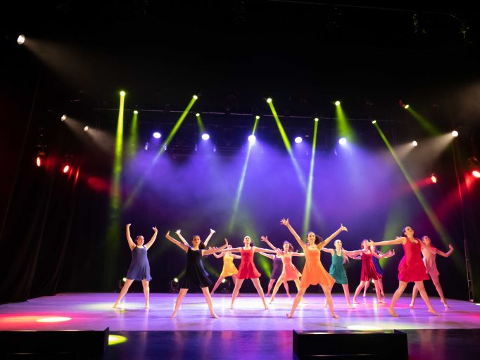 Photography of dance event hod hasharon 5a626f0793 682x512