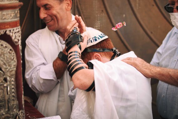 צלם תותח לבר מצווה שיודע מה אתם צריכים