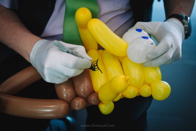 אומן בלונים