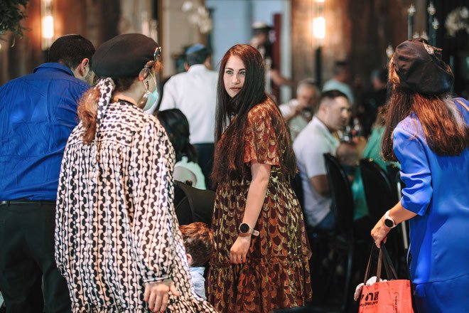 כששמלה מונחת נכון  - צילום בברית