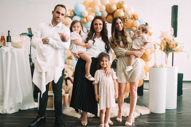 לבוש קלאסי ומחמיא - צילום באירוע ברית