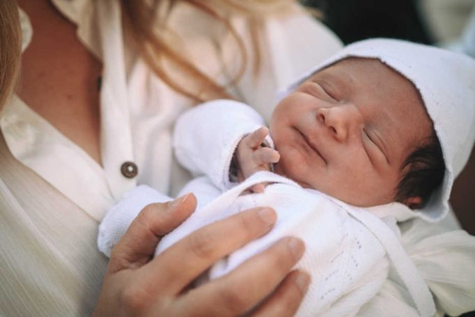 New born photos in brit events 682x455