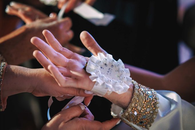 מריחת החינה - טקס הודי