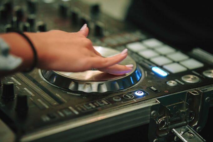 Hazalbanim place for bat mitzvah c2ed7b3d57 682x455