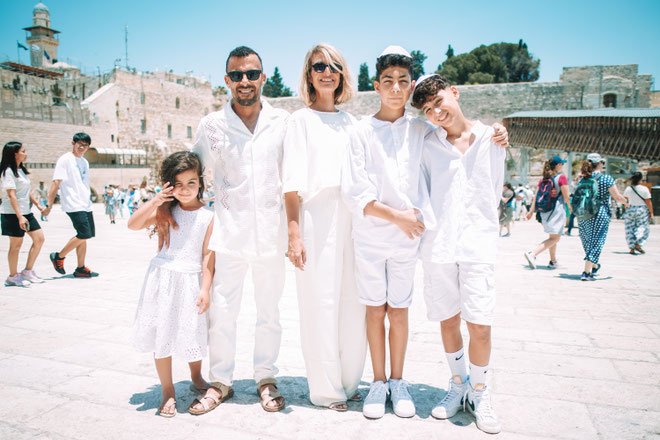 Bar mitzvah clothing at the western wall f92723a7b1