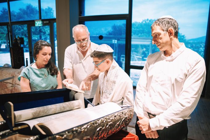 A reform bar mitzvah in tsipri national park df5400e56e 682x455