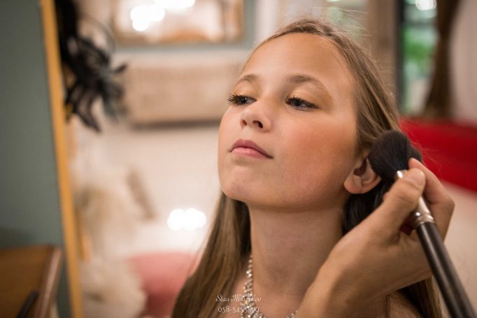 תראו איך אני נראית