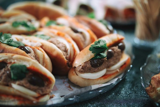 מה תאכלו? קייטרינג לאירוע ברית בבית